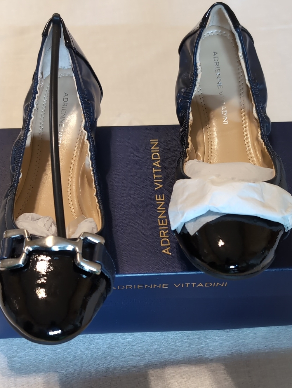 Adrienne Vittadini Navy Patent Leather Ballet Flats with Silver Buckle Sz 9
